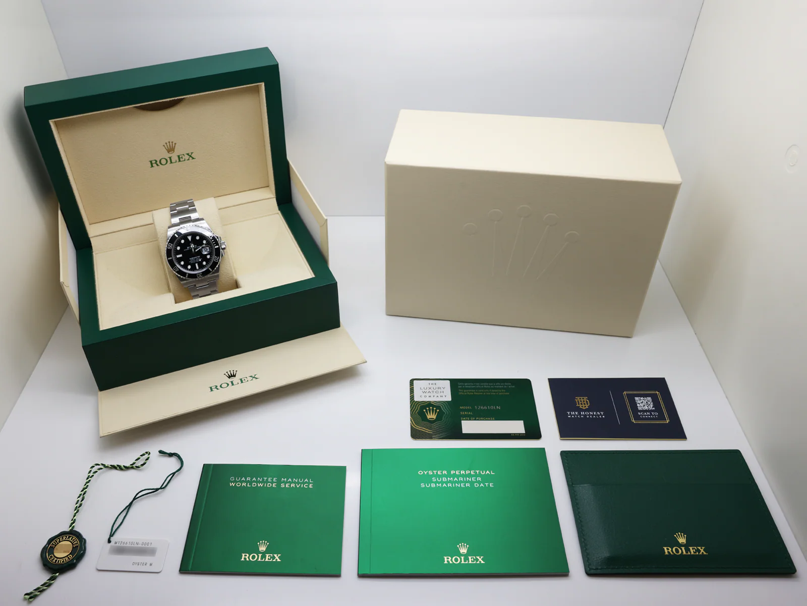 Rolex Submariner Date 126610LN 41mm Stainless Steel Black Dial – 2023 Full Set 8 Rolex Submariner 126610LN stainless steel case side