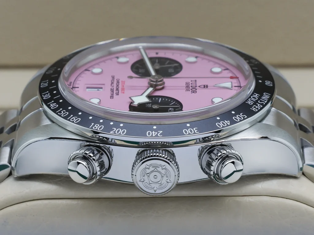 Tudor Black Bay Chrono screw down crown