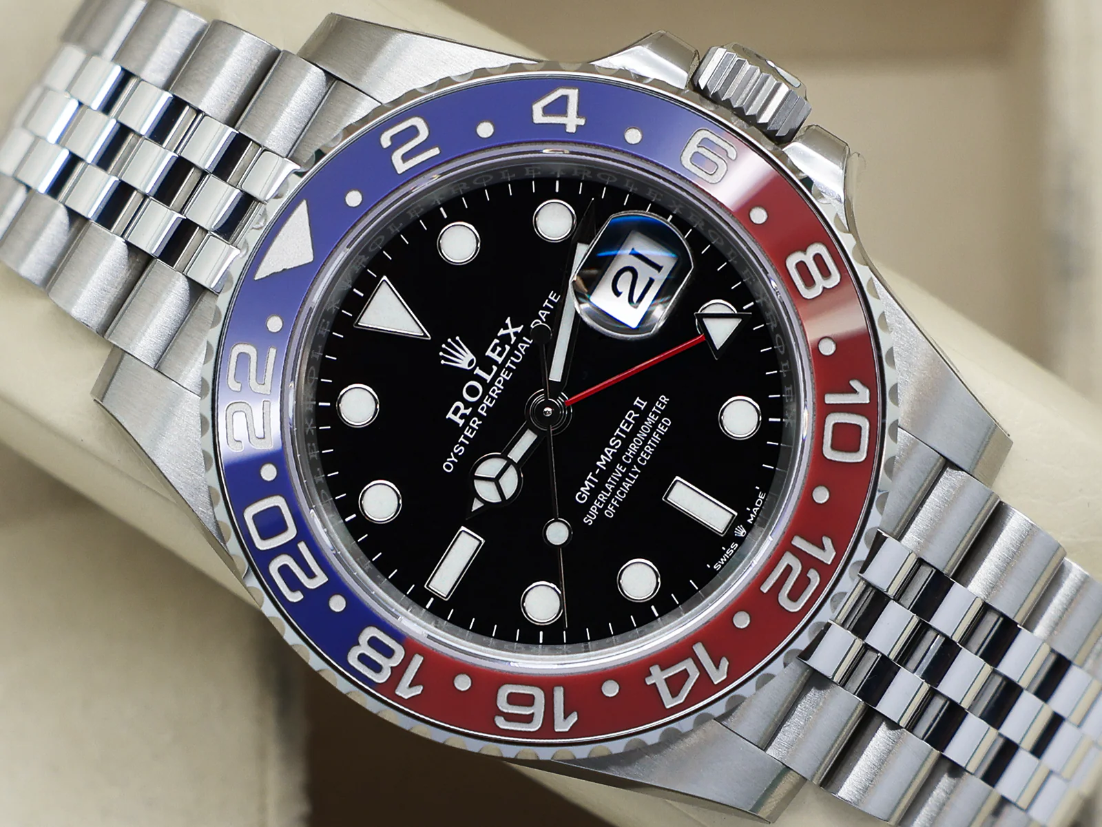 Rolex GMT-Master II 126710BLRO “Pepsi” MK1 40mm Stainless Steel – 2018 Full Stickers Box & Papers 5 Rolex GMT Master II oyster bracelet