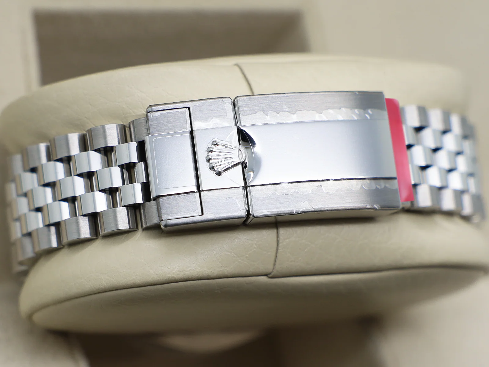 Rolex GMT-Master II 126710BLRO “Pepsi” MK1 40mm Stainless Steel – 2018 Full Stickers Box & Papers 3 Rolex GMT Master II 126710BLRO box papers