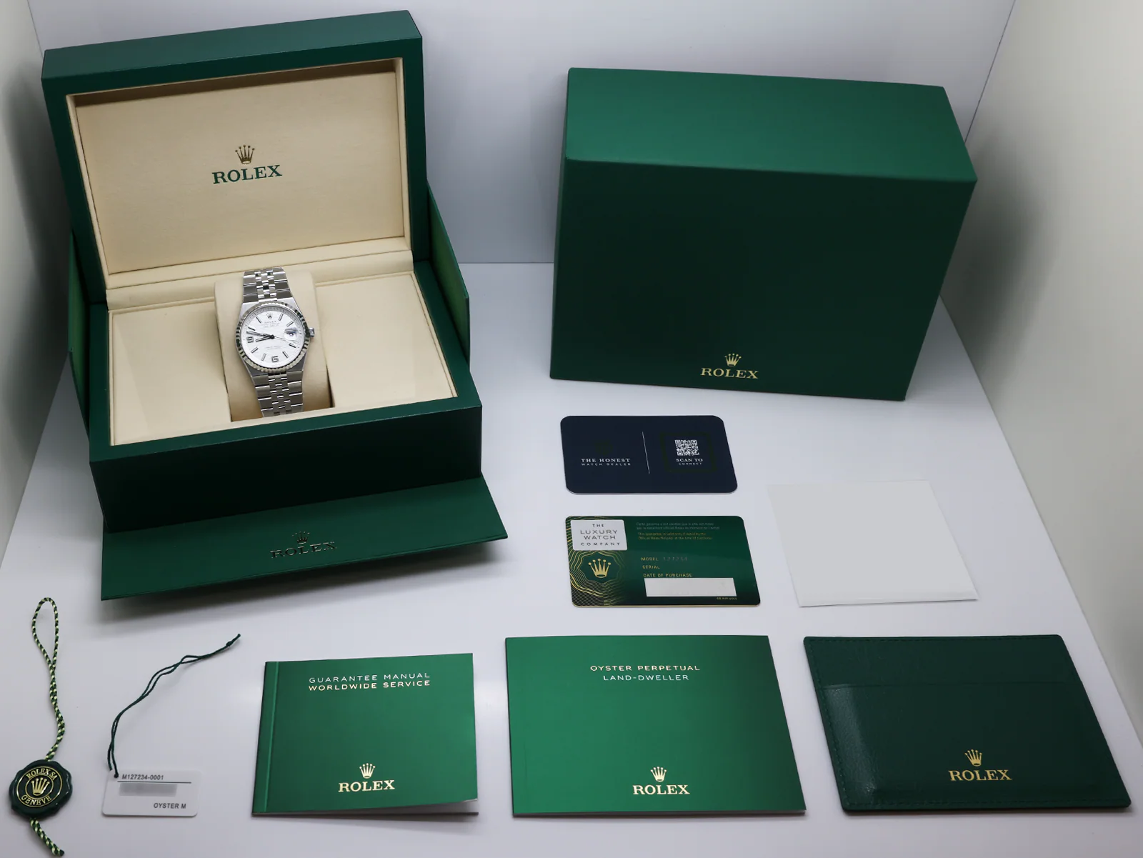 Rolex Land-Dweller 127234 36mm Stainless Steel White Honeycomb Dial – Unworn 2026 Full Set 8 Rolex Land-Dweller 127234 stainless steel case side