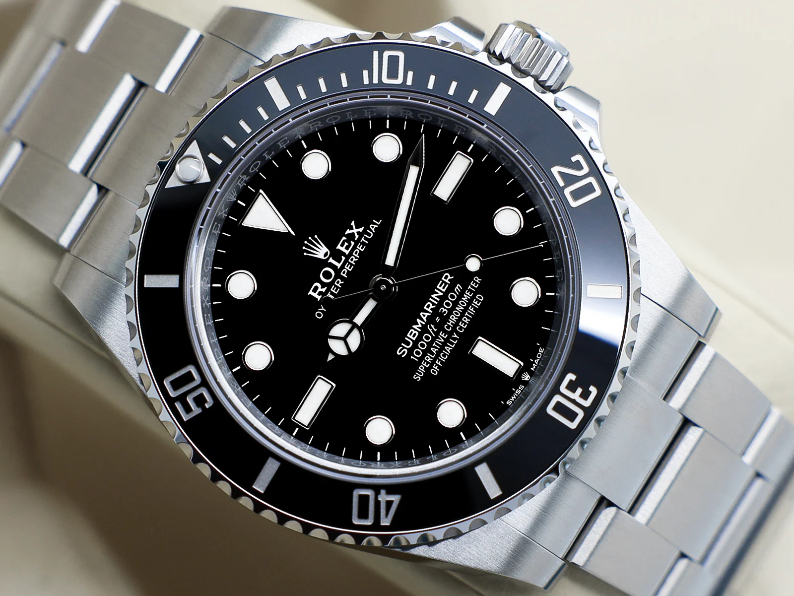 Rolex Submariner 124060 No Date 41mm Stainless Steel Black Dial – Unworn 2026 Full Set 3 Rolex Submariner 124060 oyster bracelet