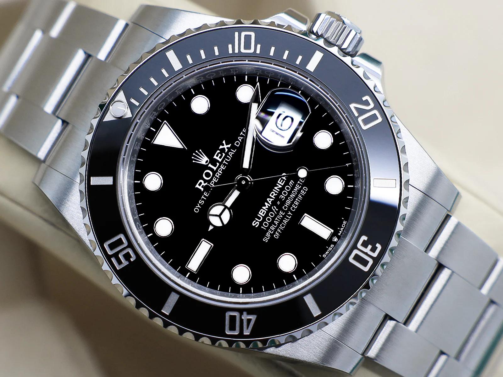 Rolex Submariner Date 126610LN 41mm Stainless Steel Black Dial – 2023 Full Set 3 Rolex Submariner 126610LN oyster bracelet