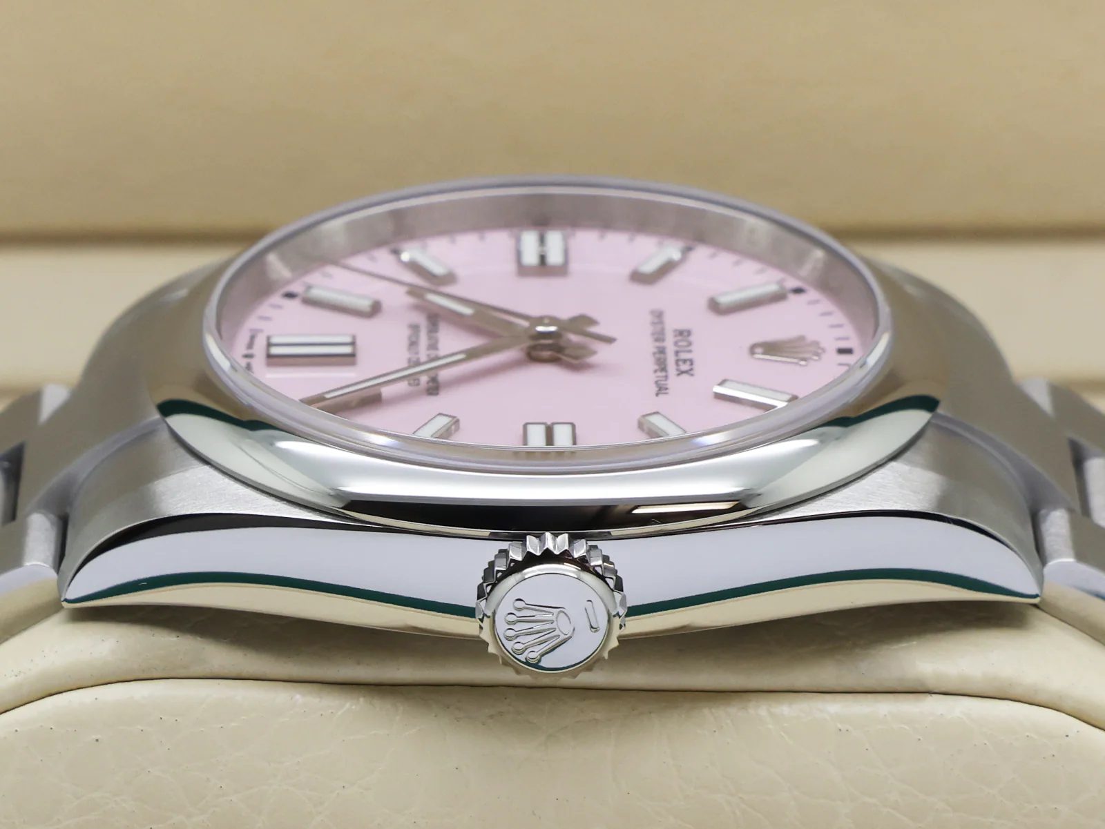 Rolex Oyster Perpetual 41 Candy Pink Dial 134300 Stainless Steel – Unworn 2026 Box & Papers 5 Rolex Oyster Perpetual clasp