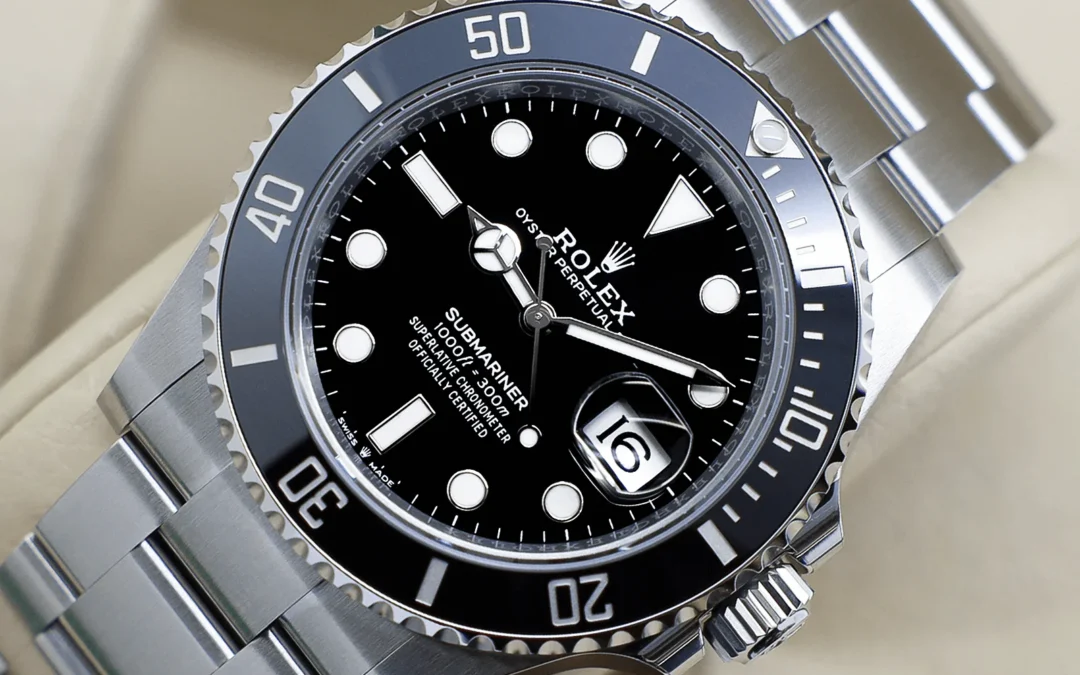 Rolex Submariner stainless steel case side
