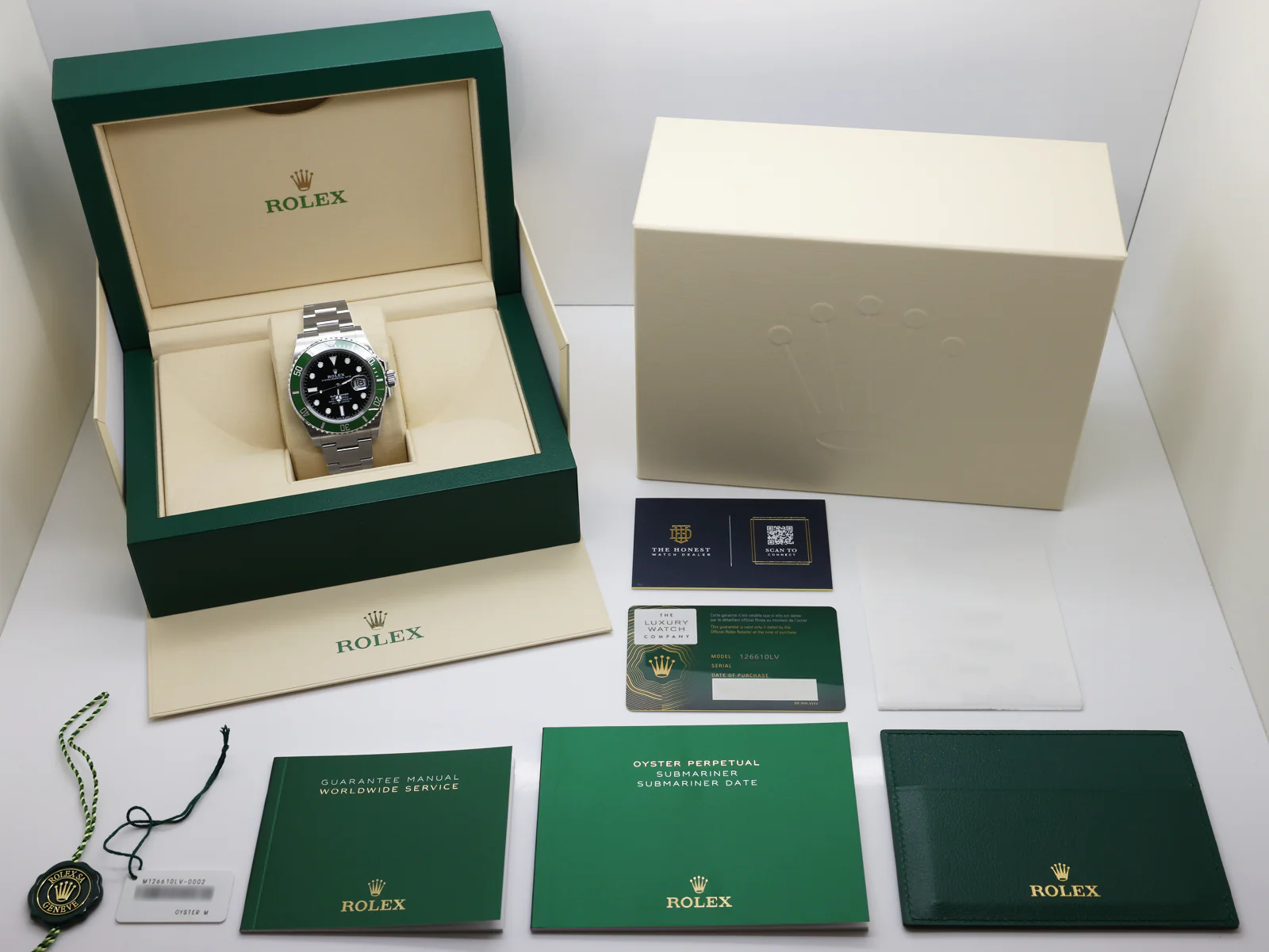 Rolex Submariner Starbucks angled view