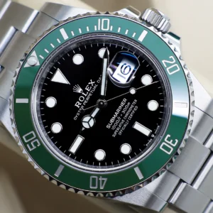 Rolex Submariner Starbucks 126610LV green bezel